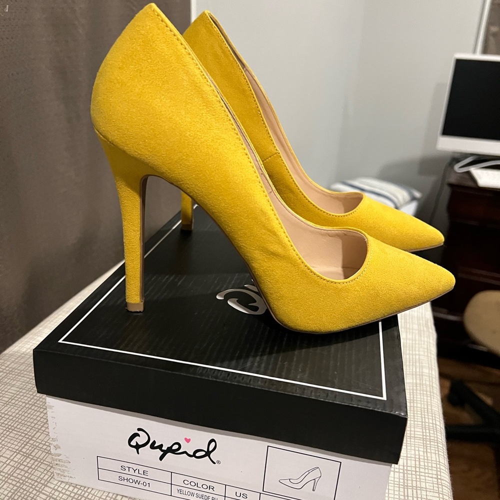 Yellow Heels/pumps